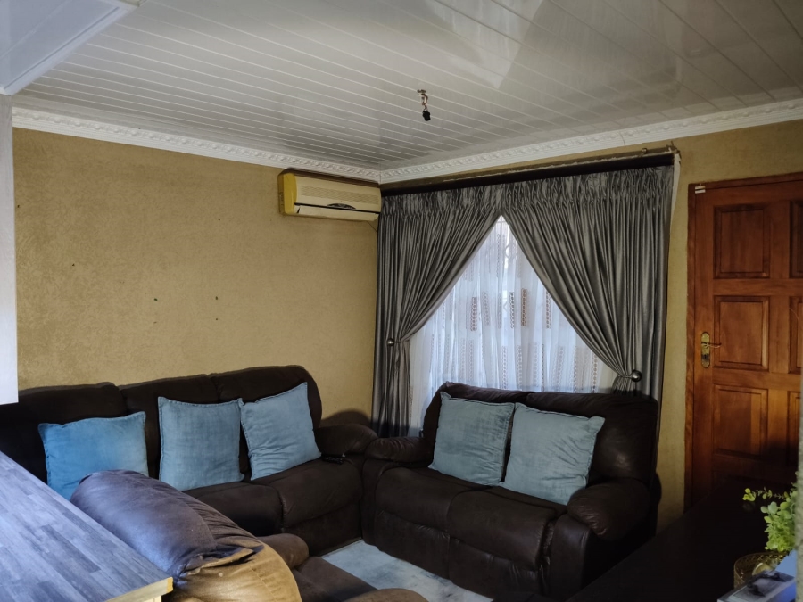 3 Bedroom Property for Sale in Boitekong North West